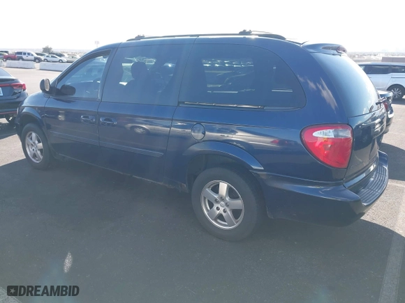 2006 Dodge Grand Caravan SXT with VIN 2D4GP44L86R800441, listed as a IAAI auction lot 41799953 with 181,462 mi miles. Bid and sale history available at carsss.com. Image 3.