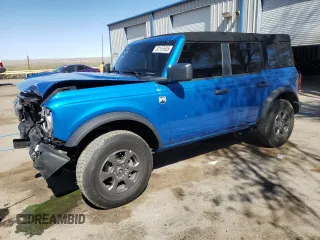 2024 Ford Bronco Big Bend z VIN 1FMDE7BH9RLB50114, wystawiony jako Copart lot #52157635 z przebiegiem 1002 mil mil oraz Szkody całkowita. Historia ofert i sprzedaży dostępna na DreamBid. Obrazek 1.