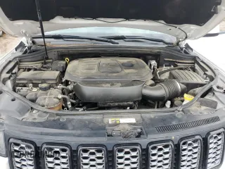 2019 Jeep Grand Cherokee Laredo E with VIN 1C4RJEAG6KC689783, listed as a Copart auction lot 60612575 with 172,476 mi miles and Salvage title. Bid and sale history available at DreamBid. Image 11.
