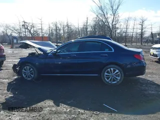 2019 Mercedes-Benz C 300 with VIN 55SWF8EB9KU301449, listed as a IAAI auction lot 41522982 with 76,145 mi miles and . Bid and sale history available at carsss.com. Image 14.