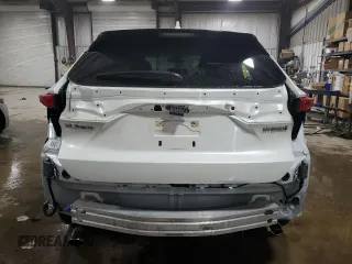 2022 Toyota Venza LE with VIN JTEAAAAH4NJ106864, listed as a Copart auction lot 64600374 with 43,642 mi miles and Salvage Title. Bid and sale history available at carsss.com. Image 6.