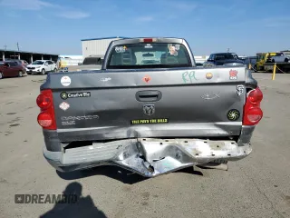 2005 Dodge Dakota SLT with VIN 1D7HE42K65S314246, listed as a Copart auction lot 42402995 with 189,197 mi miles and Salvage Title. Bid and sale history available at carsss.com. Image 6.