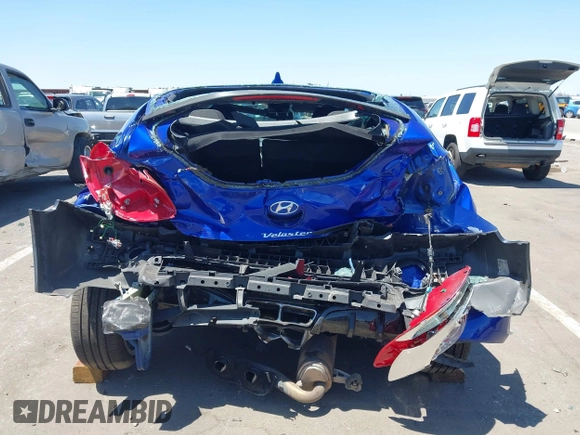 2013 Hyundai Veloster w/Gray Int z VIN KMHTC6AD3DU134956, wystawiony jako IAAI lot #42560944 z przebiegiem 108 166 mil mil oraz . Historia ofert i sprzedaży dostępna na DreamBid. Obrazek 17.