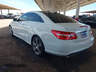 2010 Mercedes-Benz E 550 with VIN WDDKJ7CB4AF012491, listed as a IAAI auction lot 42165752 with 67,581 mi miles and . Bid and sale history available at DreamBid. Image 3.