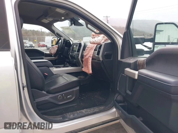 2018 Ford Super Duty F-250 SRW XL with VIN 1FT7W2BT1JEC54725, listed as a IAAI auction lot 41686825 with 50,756 mi miles. Bid and sale history available at carsss.com. Image 5.