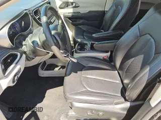 2023 Chrysler Pacifica Touring L with VIN 2C4RC1BGXPR505400, listed as a Copart auction lot 61940455 with 78,545 mi miles and Clean title. Bid and sale history available at DreamBid. Image 7.