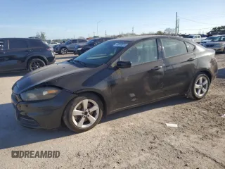 2015 Dodge Dart SXT z VIN 1C3CDFBB6FD403053, wystawiony jako Copart lot #49810975 z przebiegiem 98 695 mil mil oraz Tytuł czysty. Historia ofert i sprzedaży dostępna na DreamBid. Obrazek 1.