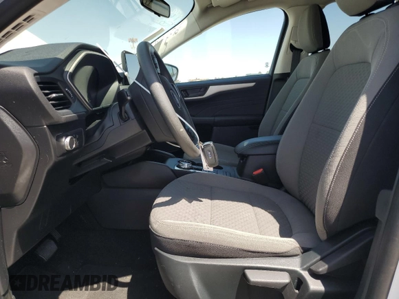 2022 Ford Escape SE z VIN 1FMCU0G66NUB54784, wystawiony jako Copart lot #53842185 z przebiegiem 9 488 mil mil oraz Szkoda całkowita • Salvage title. Historia ofert i sprzedaży dostępna na DreamBid. Obrazek 7.