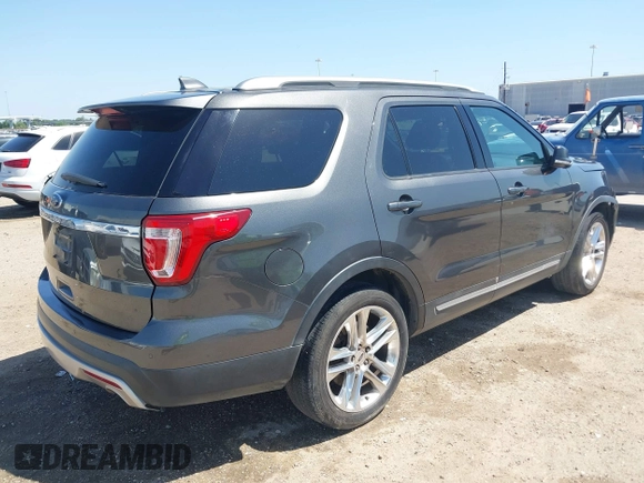 2017 Ford Explorer XLT with VIN 1FM5K7D87HGA59344, listed as a IAAI auction lot 41998969 with 139,110 mi miles and . Bid and sale history available at DreamBid. Image 4.
