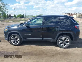 2019 Jeep Compass Limited z VIN 3C4NJDCB6KT673338, wystawiony jako IAAI lot #42264426 z przebiegiem 92 851 mil mil oraz . Historia ofert i sprzedaży dostępna na DreamBid. Obrazek 14.