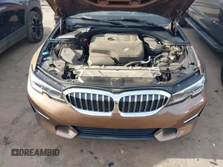 2019 BMW 3 Series 330i with VIN WBA5R1C56KAK08371, listed as a IAAI auction lot 41671953 with 52,433 mi miles and . Bid and sale history available at DreamBid. Image 10.