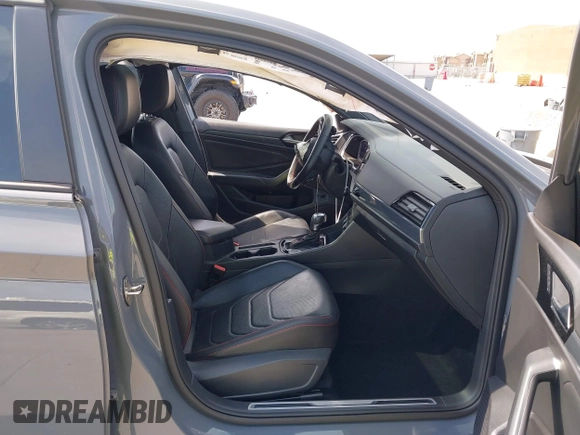 2020 Volkswagen Jetta GLI S z VIN 3VW6T7BU0LM047800, wystawiony jako IAAI lot #42263748 z przebiegiem 58 903 mil mil oraz . Historia ofert i sprzedaży dostępna na DreamBid. Obrazek 5.