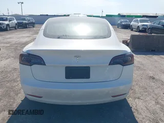 2023 Tesla Model 3 с VIN 5YJ3E1EAXPF553997, выставлен на аукционе IAAI как лот 41903219 с пробегом 31 981 миль миль и . История ставок и продаж доступна на DreamBid. Изображение 16.