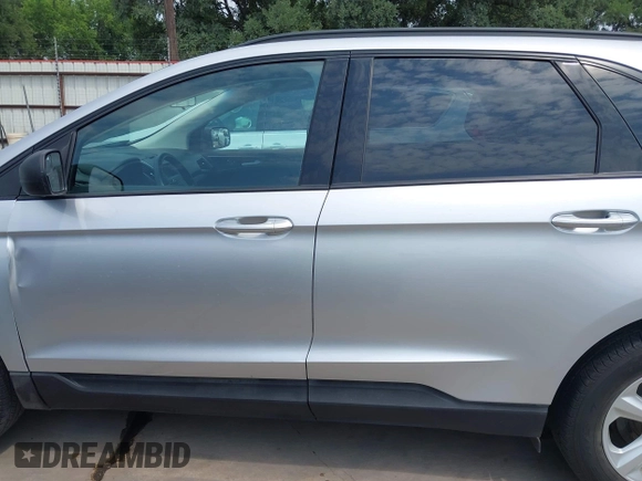 2018 Ford Edge SE z VIN 2FMPK3G97JBC12114, wystawiony jako IAAI lot #42277784 z przebiegiem 56 439 mil mil oraz . Historia ofert i sprzedaży dostępna na DreamBid. Obrazek 15.