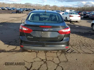2014 Ford Focus SE with VIN 1FADP3F23EL434920, listed as a Copart auction lot 86881374 with 71,193 mi miles and Non Repairable. Bid and sale history available at carsss.com. Image 6.