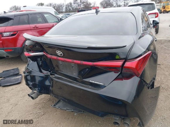 2019 Toyota Avalon XLE with VIN 4T1BZ1FB7KU024316, listed as a IAAI auction lot 41198989 with NaN miles. Bid and sale history available at carsss.com. Image 17.