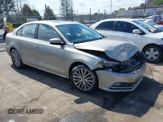 2015 Volkswagen Jetta Sedan 1.8T SE w/Connectivity with VIN 3VWD07AJ6FM229576, listed as a IAAI auction lot 41879446 with 89,792 mi miles. Bid and sale history available at carsss.com. Image 12.