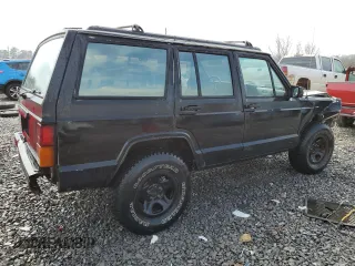 1994 Jeep Cherokee Sport with VIN 1J4FT68S0RL234669, listed as a Copart auction lot 44044555 with 282,179 mi miles and Salvage title. Bid and sale history available at DreamBid. Image 3.