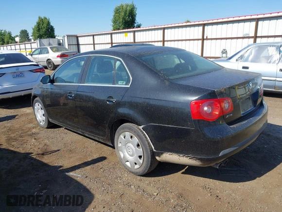 2005 Volkswagen Jetta 2.5L with VIN 3VWRF71K25M602057, listed as a IAAI auction lot 42688586 with 79,769 mi miles and . Bid and sale history available at DreamBid. Image 3.