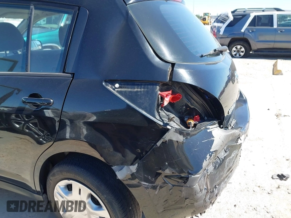 2011 Nissan Versa S with VIN 3N1BC1CP8BL423061, listed as a IAAI auction lot 41697037 with 108,574 mi miles and . Bid and sale history available at DreamBid. Image 18.