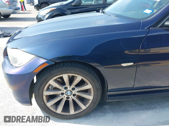 2011 BMW 3 Series 328i with VIN WBAPH7C56BE679847, listed as a IAAI auction lot 42615936 with 180,393 mi miles and . Bid and sale history available at DreamBid. Image 6.