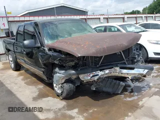 2005 Chevrolet Silverado 1500 LS with VIN 2GCEC13T151170050, listed as a IAAI auction lot 42066907 with 135,682 mi miles and . Bid and sale history available at DreamBid. Image 6.