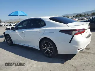 2022 Toyota Camry SE with VIN 4T1G11AK1NU656303, listed as a Copart auction lot 52543515 with 51,239 mi miles and Salvage Title. Bid and sale history available at DreamBid. Image 2.