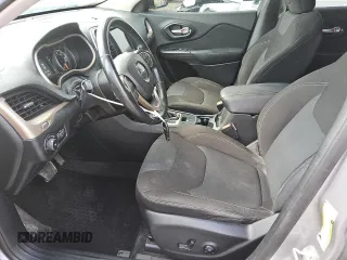 2016 Jeep Cherokee Latitude with VIN 1C4PJMCS0GW241483, listed as a Copart auction lot 53945455 with 125,314 mi miles and Clean Title. Bid and sale history available at carsss.com. Image 7.