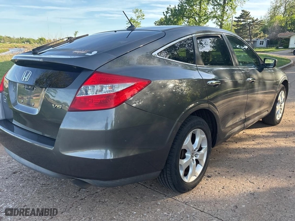 2012 Honda Crosstour EX-L with VIN 5J6TF1H55CL004379, listed as a Copart auction lot 54271435 with 333,028 mi miles and Clean Title. Bid and sale history available at carsss.com. Image 4.