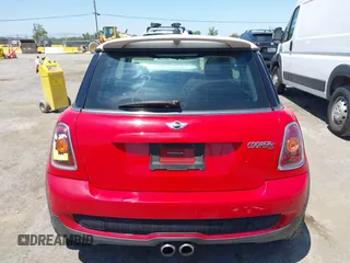 2009 MINI Hardtop S with VIN WMWMF73529TW84638, listed as a IAAI auction lot 42565544 with 60,721 mi miles and . Bid and sale history available at DreamBid. Image 17.