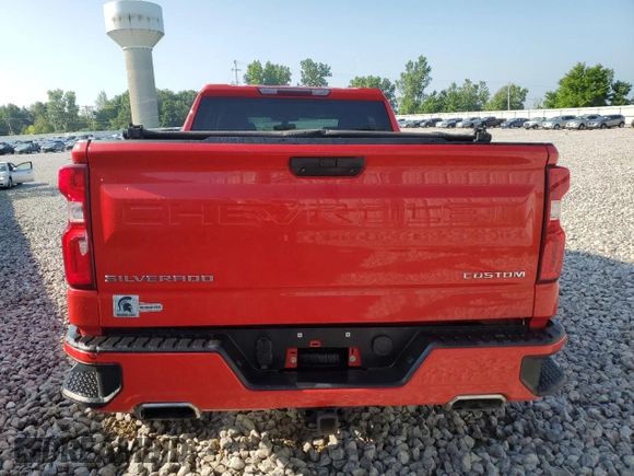 2019 Chevrolet Silverado 1500 Custom with VIN 1GCUYBEF2KZ306151, listed as a Copart auction lot 61341274 with 135,391 mi miles and Clean Title. Bid and sale history available at DreamBid. Image 6.
