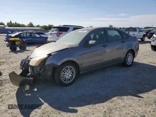 2009 Ford Focus SE z VIN 1FAHP35N59W148326, wystawiony jako Copart lot #57688025 z przebiegiem Nie podano mil oraz Szkoda całkowita • Salvage title. Historia ofert i sprzedaży dostępna na DreamBid. Obrazek 1.