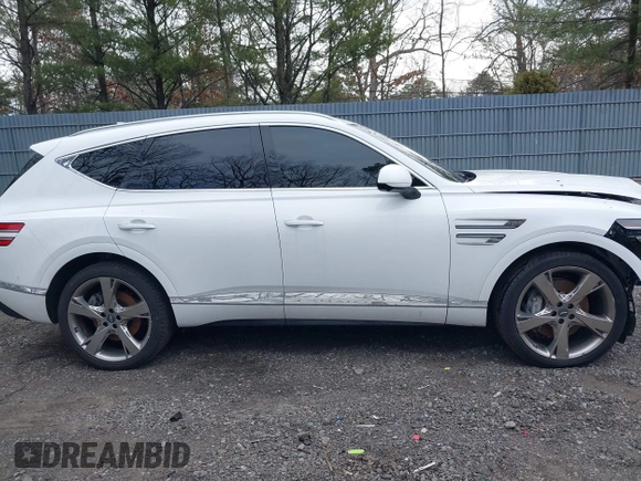 2023 Genesis GV80 z VIN KMUHBDSB8PU140123, wystawiony jako IAAI lot #41692036 z przebiegiem 37 021 mil mil oraz . Historia ofert i sprzedaży dostępna na DreamBid. Obrazek 14.