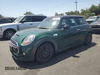 2018 MINI Hardtop Cooper S with VIN WMWXP7C5XJ2A49058, listed as a Copart auction lot 60649105 with 24,842 mi miles and Salvage title. Bid and sale history available at DreamBid. Image 1.