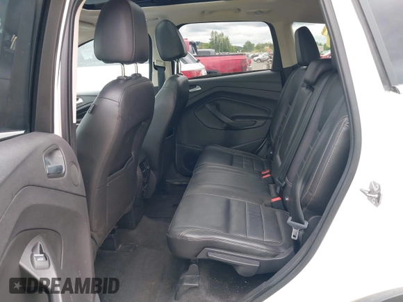 2013 Ford Escape SEL с VIN 1FMCU9H99DUC62280, выставлен на аукционе IAAI как лот 42430435 с пробегом 112 411 миль миль и . История ставок и продаж доступна на DreamBid. Изображение 8.