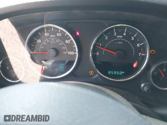 2016 Jeep Wrangler Unlimited Rubicon with VIN 1C4HJWFG7GL128994, listed as a IAAI auction lot 40503403 with 85,950 mi miles. Bid and sale history available at carsss.com. Image 7.