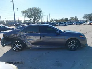 2020 Toyota Camry SE z VIN 4T1G11AK2LU392182, wystawiony jako IAAI lot #41667278 z przebiegiem 41 506 mil mil oraz . Historia ofert i sprzedaży dostępna na DreamBid. Obrazek 13.
