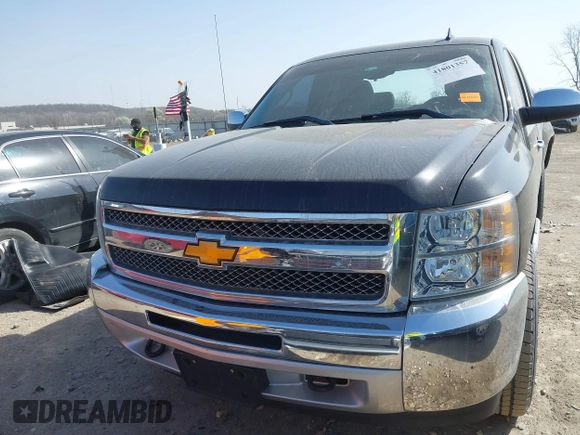 2013 Chevrolet Silverado 1500 LT with VIN 1GCRKSE77DZ267690, listed as a IAAI auction lot 41801357 with 70,964 mi miles and . Bid and sale history available at DreamBid. Image 13.