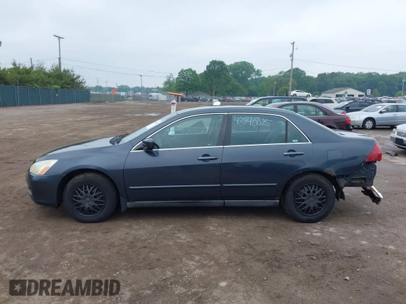 2006 Honda Accord LX with VIN 3HGCM56416G702584, listed as a IAAI auction lot 42440025 with Not provided miles and . Bid and sale history available at DreamBid. Image 15.