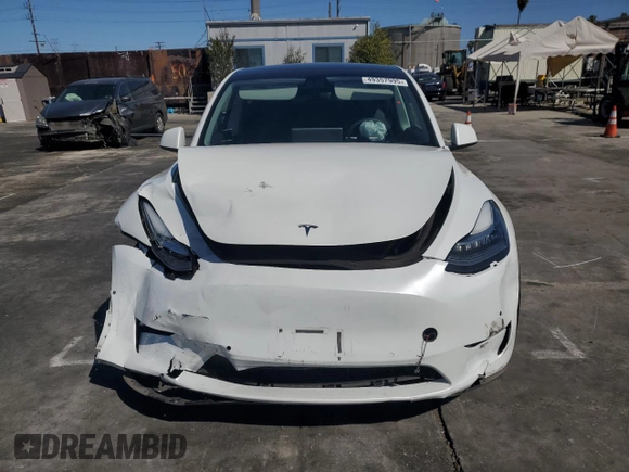 2022 Tesla Model Y Long Range with VIN 7SAYGDEE8NF340096, listed as a Copart auction lot 49357995 with 40,320 mi miles and Salvage Title. Bid and sale history available at carsss.com. Image 5.