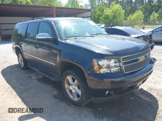 2011 Chevrolet Suburban LTZ with VIN 1GNSKKE31BR299912, listed as a IAAI auction lot 41990351 with 268,982 mi miles. Bid and sale history available at carsss.com. Image 1.