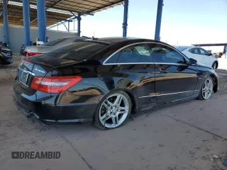 2012 Mercedes-Benz E 550 with VIN WDDKJ7DB4CF172095, listed as a Copart auction lot 71844814 with 154,186 mi miles and Salvage Title. Bid and sale history available at DreamBid. Image 3.
