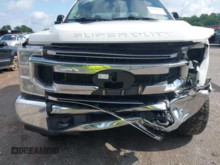 2022 Ford F-250 XL with VIN 1FT7W2BT2NEG43198, listed as a IAAI auction lot 42301366 with 69,057 mi miles and . Bid and sale history available at DreamBid. Image 12.