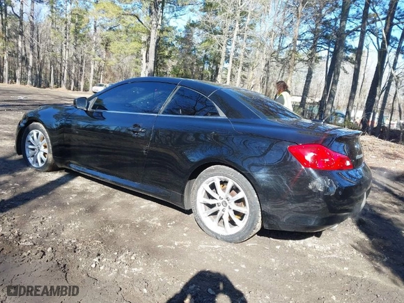 2013 Infiniti G37 Convertible with VIN JN1CV6FE9DM771319, listed as a IAAI auction lot 41277164 with NaN miles. Bid and sale history available at carsss.com. Image 3.