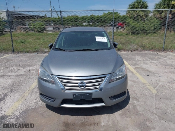 2014 Nissan Sentra SR with VIN 3N1AB7AP0EL610223, listed as a IAAI auction lot 42083670 with 140,808 mi miles. Bid and sale history available at carsss.com. Image 6.