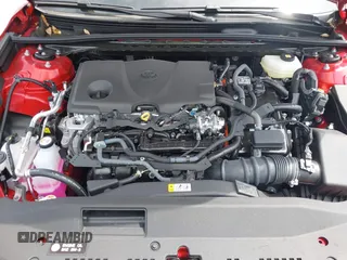 2025 Toyota Camry LE z VIN 4T1DBADK7SU012621, wystawiony jako IAAI lot #42034225 z przebiegiem 351 mil mil oraz . Historia ofert i sprzedaży dostępna na DreamBid. Obrazek 10.