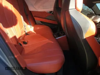 2022 BMW M8 Competition z VIN WBSGV0C08NCK26720, wystawiony jako Copart lot #78250474 z przebiegiem Nie podano mil oraz Szkoda całkowita • Salvage title. Historia ofert i sprzedaży dostępna na DreamBid. Obrazek 10.