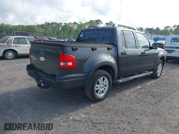 2007 Ford Explorer Sport Trac XLT with VIN 1FMEU31K27UB31618, listed as a IAAI auction lot 42104195 with 110,889 mi miles. Bid and sale history available at carsss.com. Image 4.