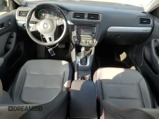 2014 Volkswagen Jetta Hybrid SE with VIN 3VW637AJ3EM291418, listed as a Copart auction lot 75678204 with 221,750 mi miles and Salvage title. Bid and sale history available at DreamBid. Image 8.