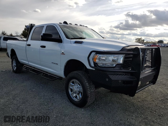 2022 Ram 2500 Tradesman with VIN 3C6UR5HL7NG335589, listed as a Copart auction lot 47782855 with 59,901 mi miles and Salvage title. Bid and sale history available at DreamBid. Image 4.